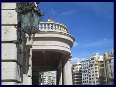 Plaza del Ayuntamiento 65 - Town Hall balcony and entrance